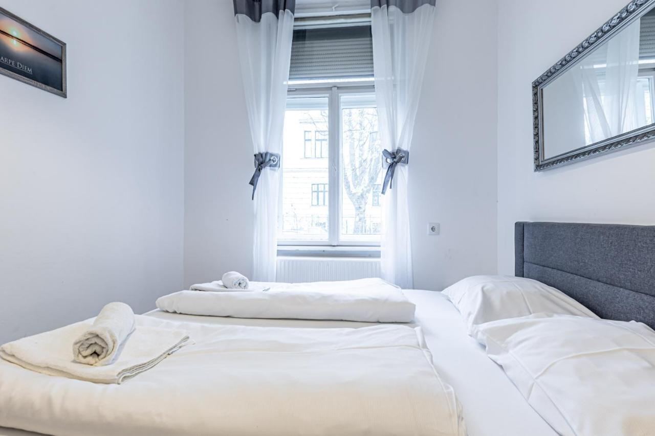 Christiano Apartments - Villa Schoenbrunn Bécs Kültér fotó